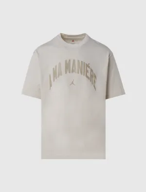A MA MANERE T-SHIRT