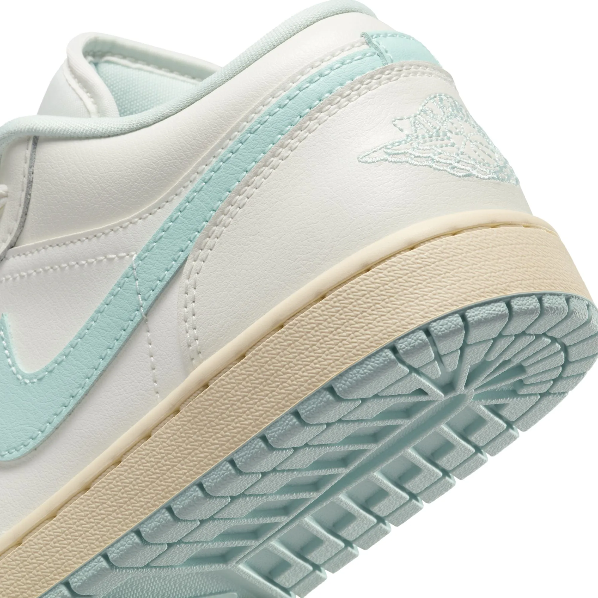 Air Jordan 1 Low Women Sail/igloo DC0774-134