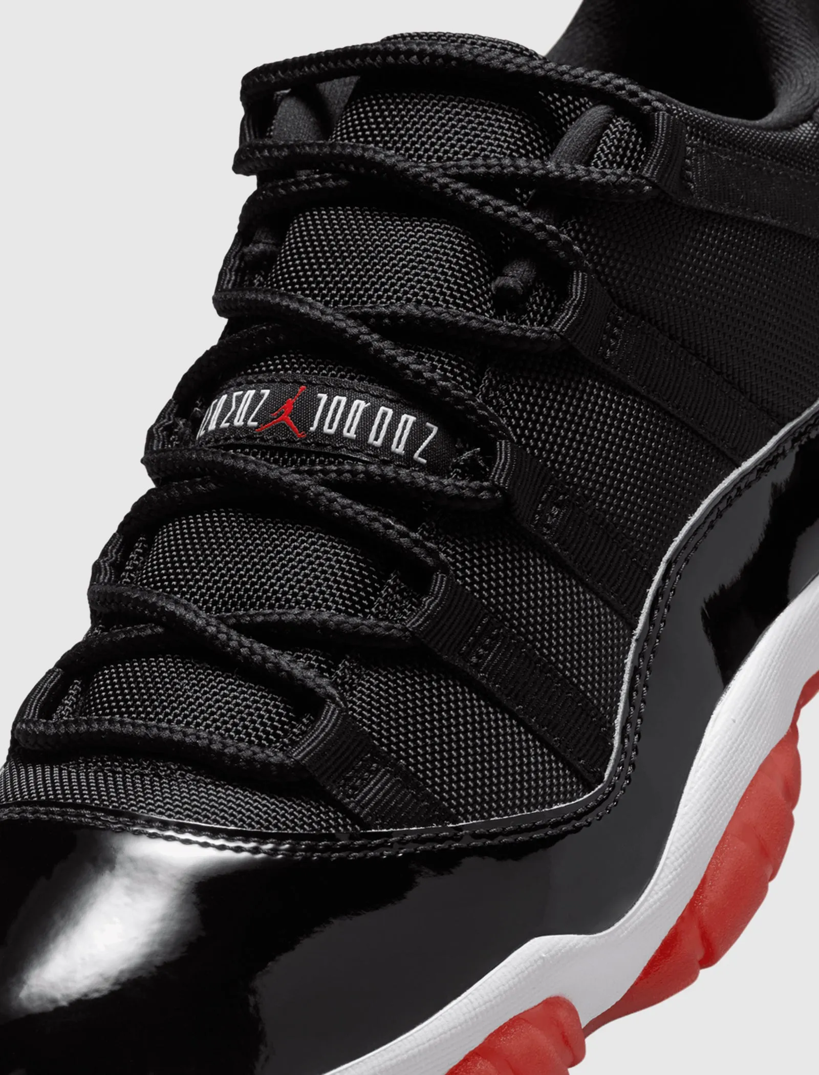AIR JORDAN 11 RETRO LOW "BRED"