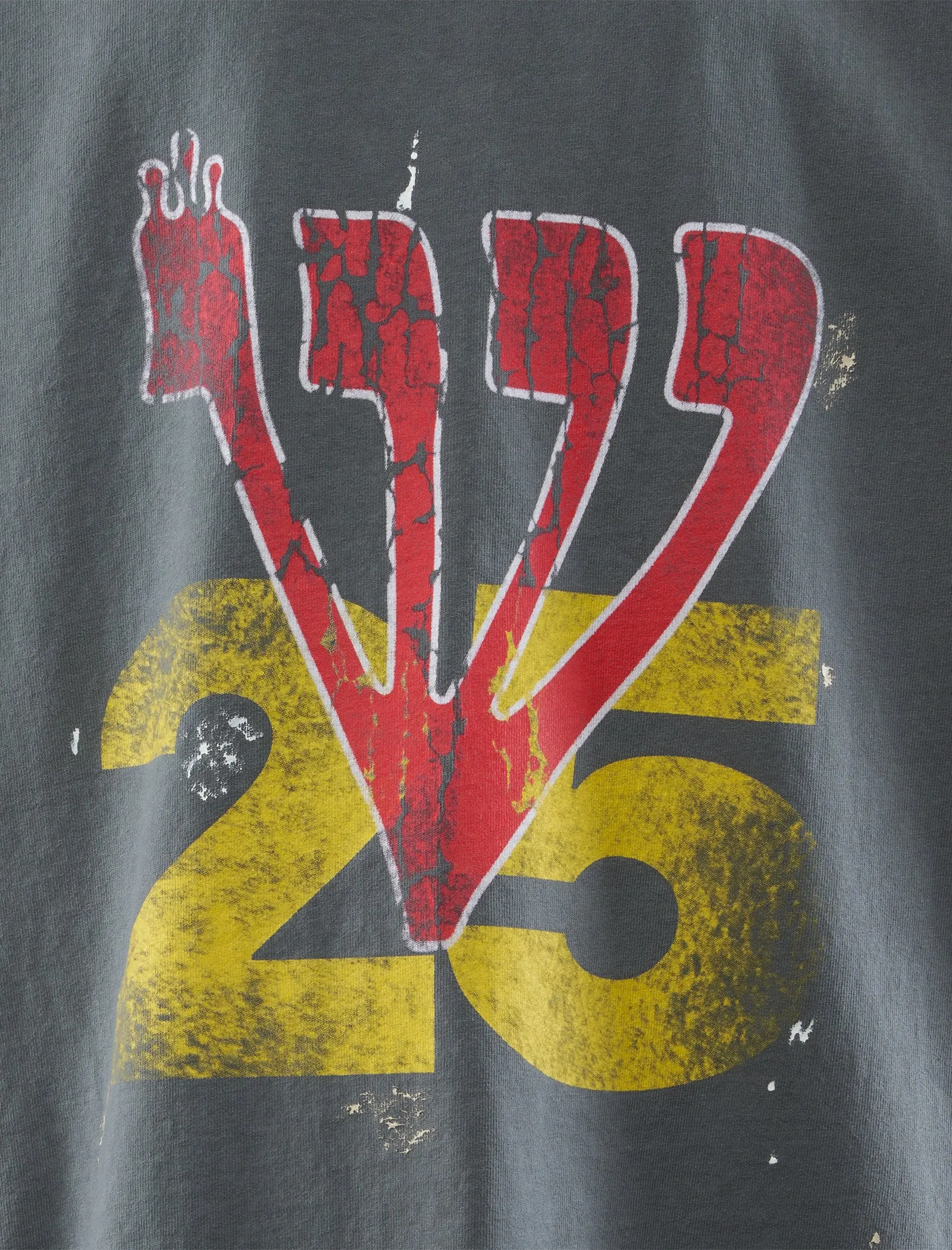 LOVE STUFF TEE