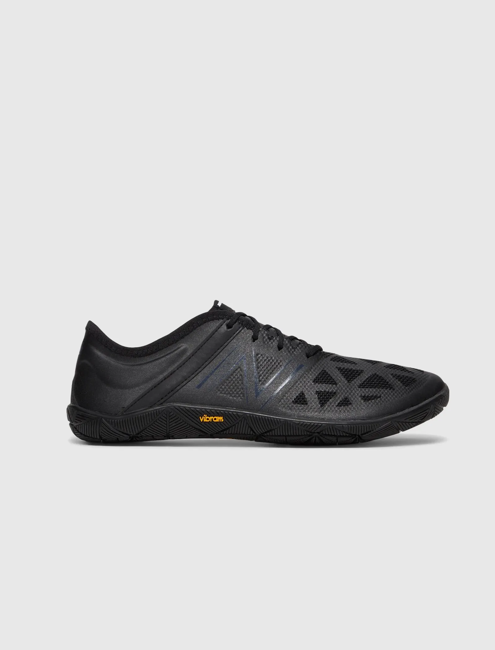 NEW BALANCE MINIMUS UX200 SNEAKERS