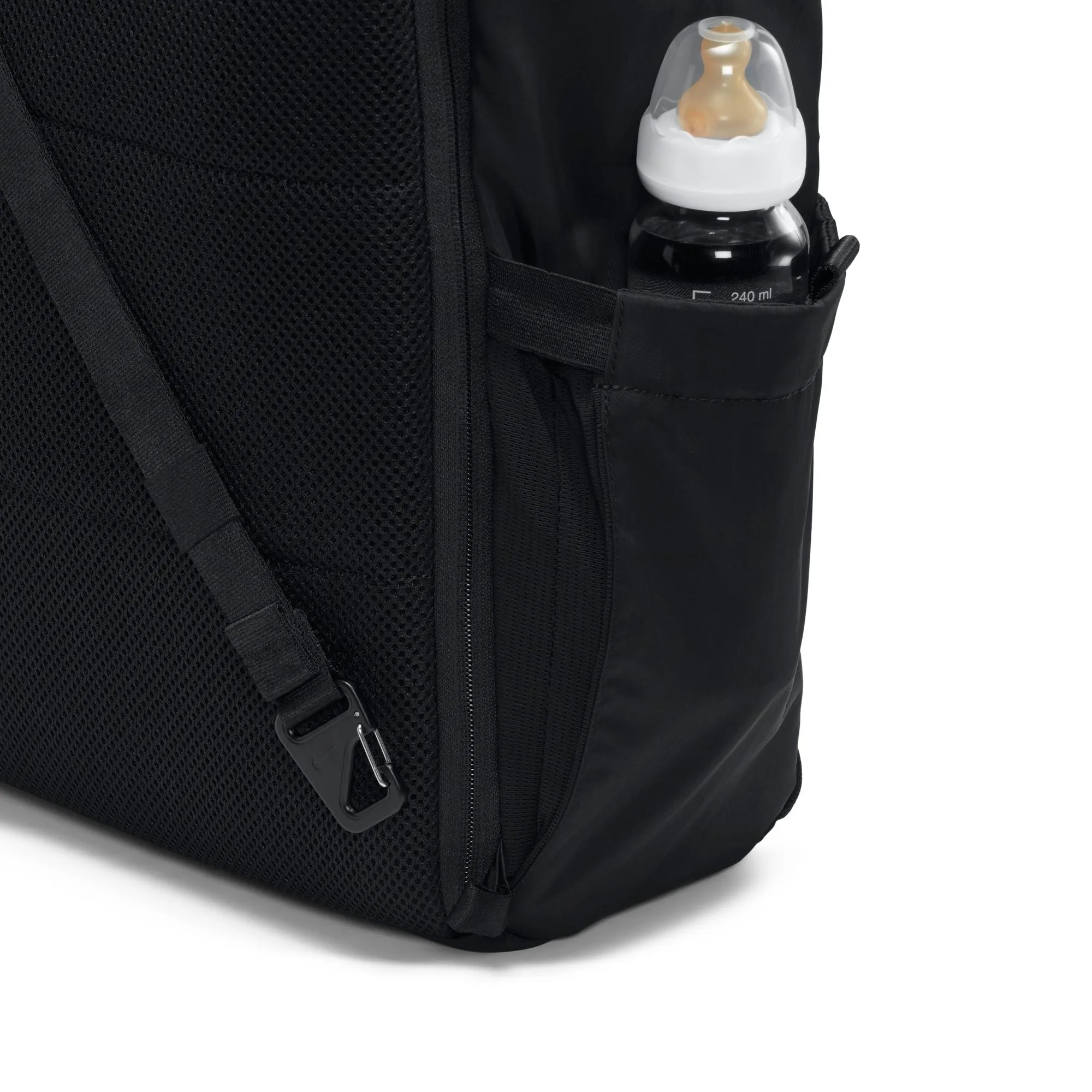 Nike (M) Convertible Diaper Bag (Maternity) (25L) Black/black/black DR6083-010