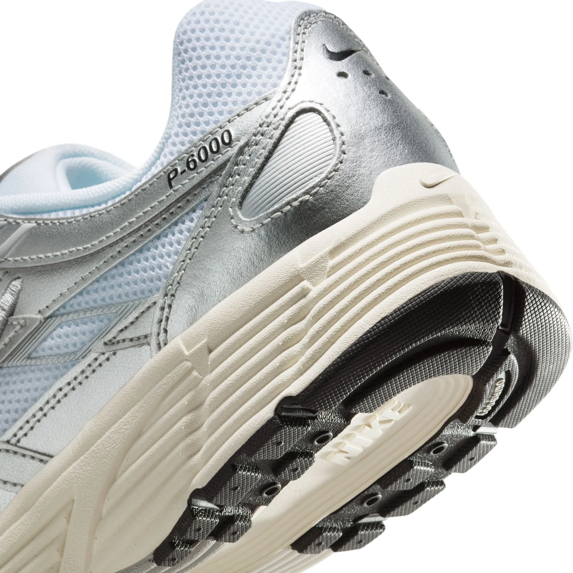 Nike P-6000 White/black-metallic Silver-flt Silver CD6404-105