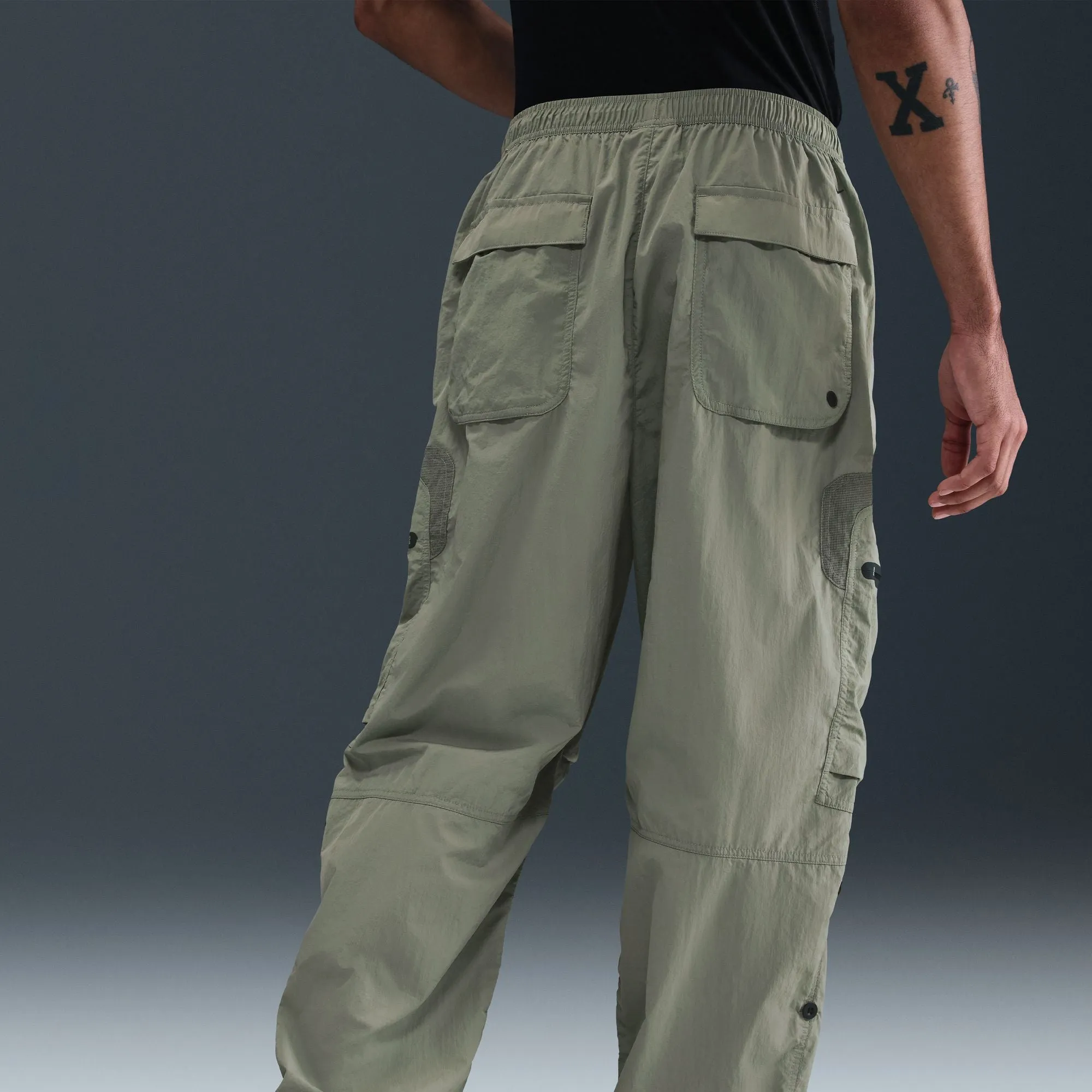 Nike Tech Men's Woven Cargo Pants Color: Light Army/black Style: HJ2940-320