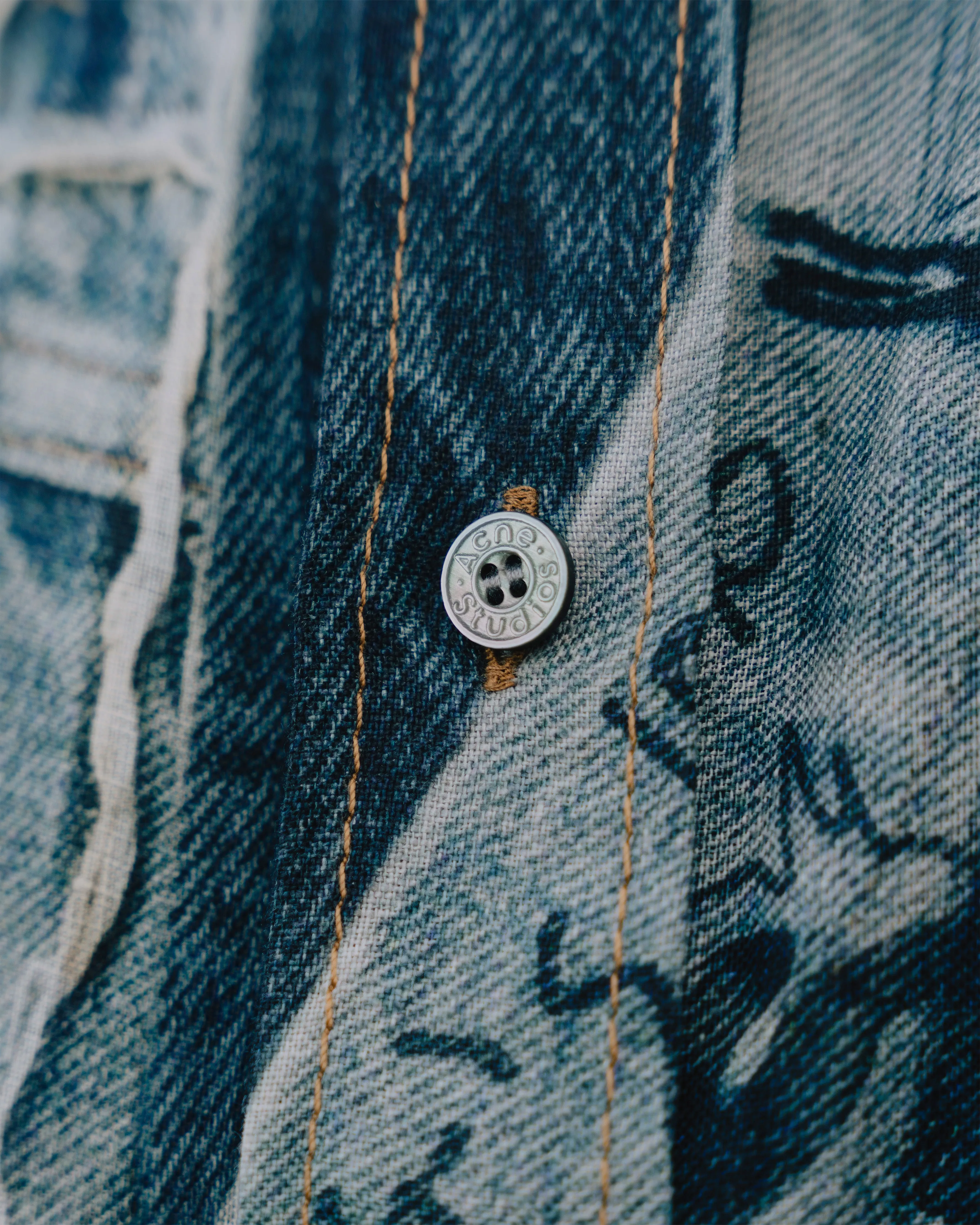 PRINTED SHIRT