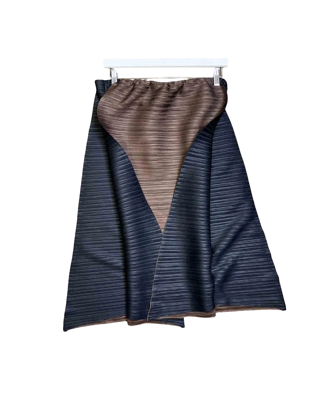 Size L | Alpha60 Pleated Maxi Skirt
