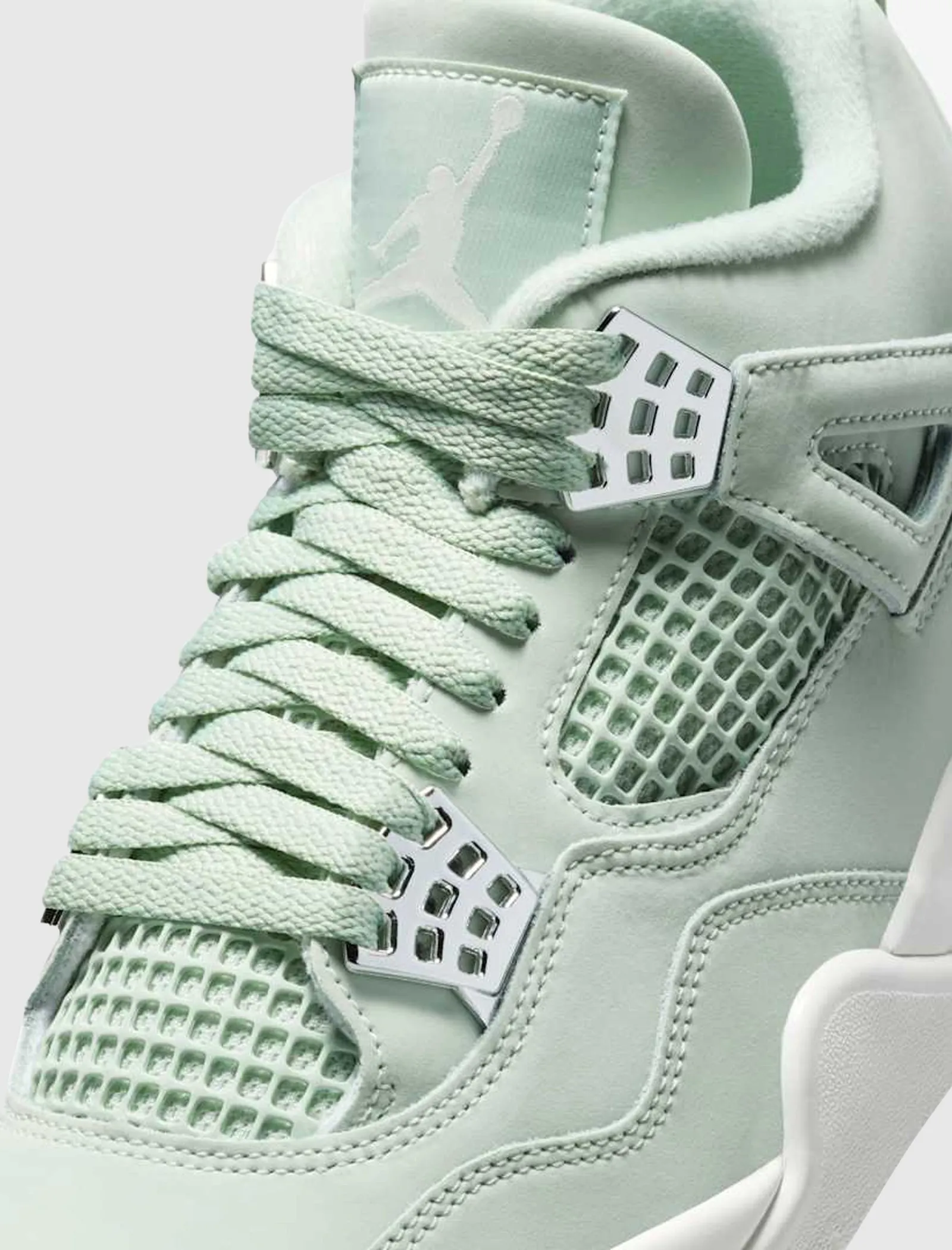 WOMEN'S AIR JORDAN 4 "SEAFOAM"